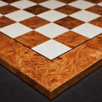 Toscana 60 cm matt root of elm chess board, corner and edge detail