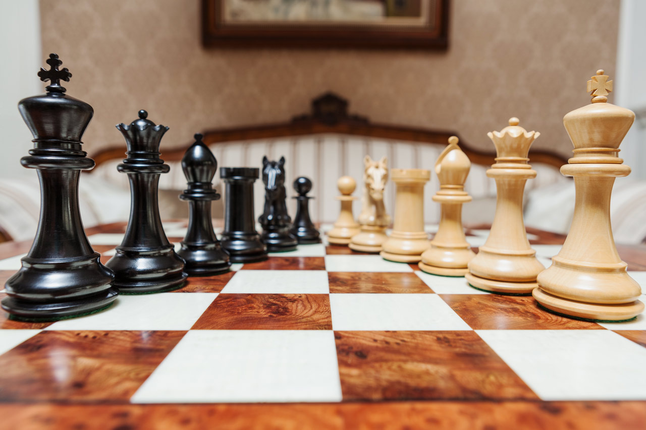 The Florence Series Luxury Chess Pieces in Ebony and Boxwood
