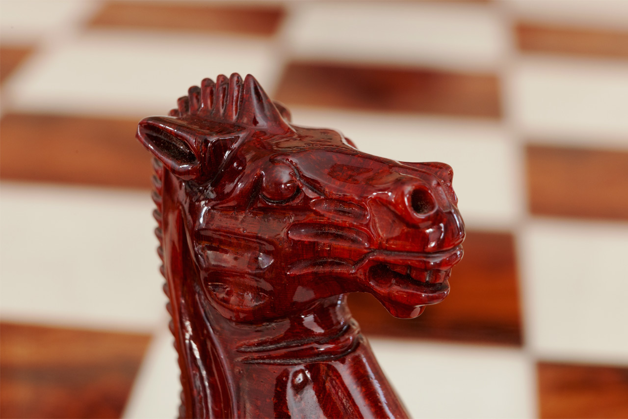 Luxury Chess Knight made of Padauk from Staunton Evolution Club-Size Series